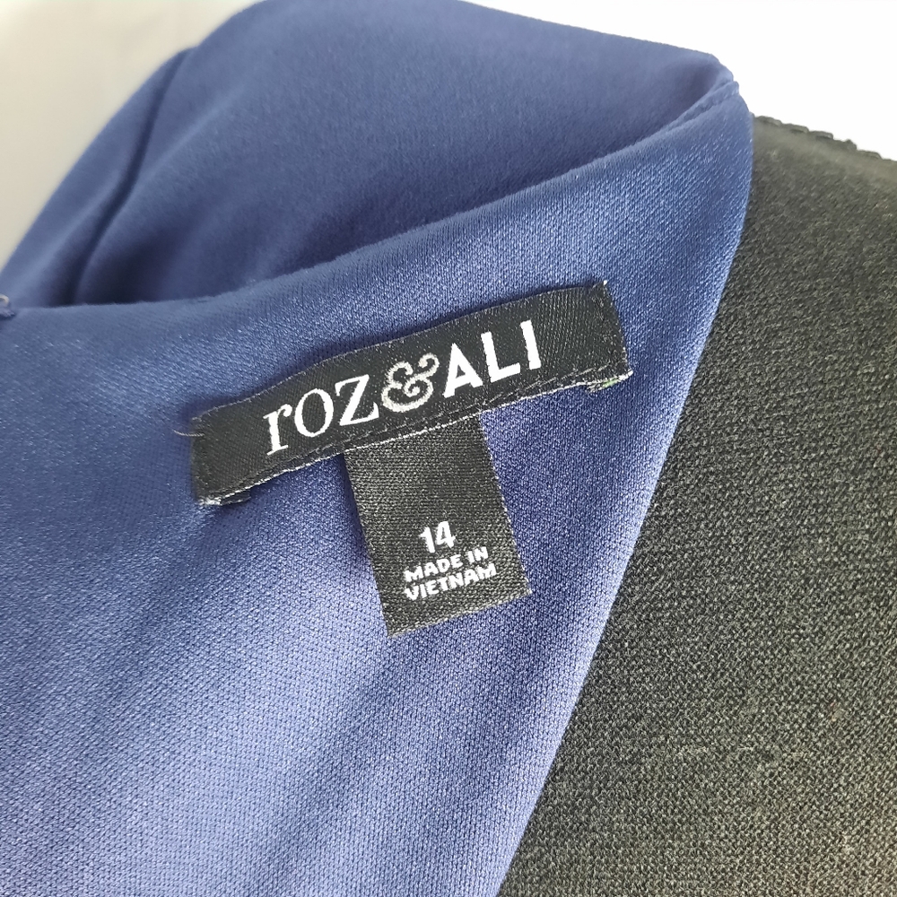 Roz & Ali Navy Blue Dress Sz 14 Bell Sleeve Flutter Hem Knee / Midi Lgth Church - Picture 11 of 16